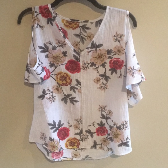 Tops - Open Shoulder Top
